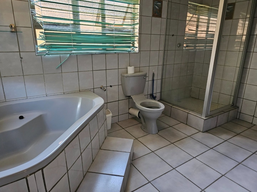 3 Bedroom Property for Sale in Uitsig Free State